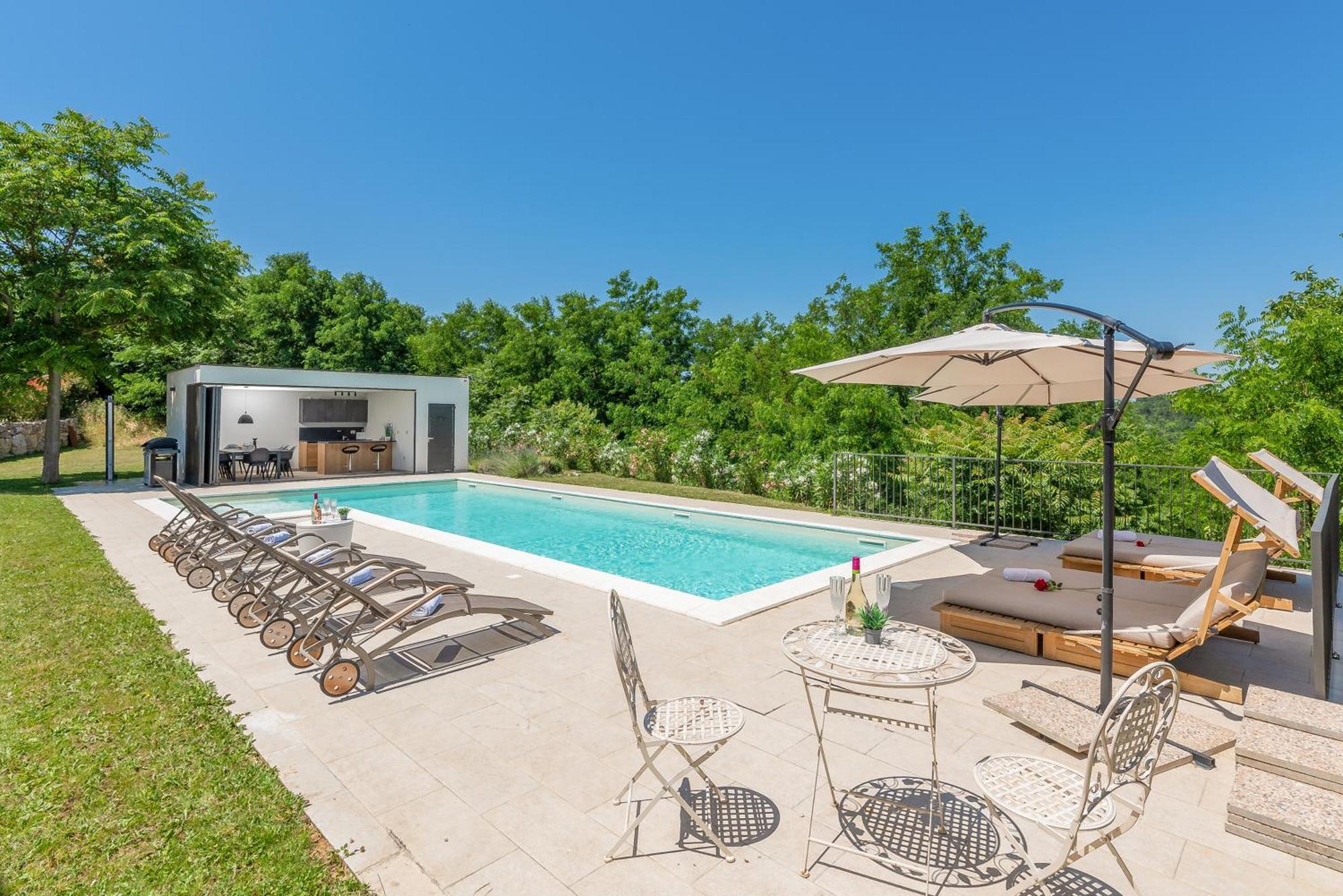 Villas Martincici With Large Pool Grožnjan Exterior foto